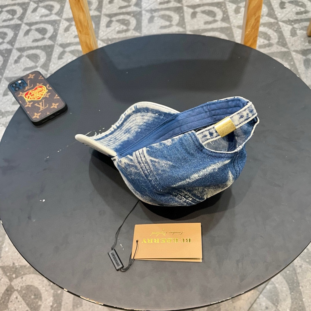   🧢Burberry（巴宝莉）2024新款原单牛仔棒球帽  专柜热卖款纯棉内里，完美版型，原厂品质，独