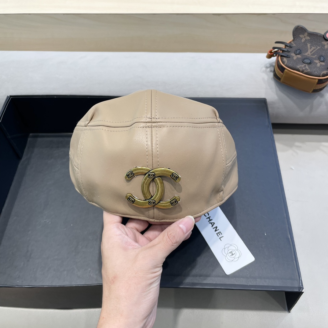 NO:224322,Chanel Chanel retro PU leather backward wear front hat girl autumn and winter versatile hot girl personality couple face little beret hat hat straw hat fisherman hat baseball hat knit hat, hat, chanel, chanel, espadrilles, hats19860909Chanel香奈儿复古PU皮质反戴前进帽女秋冬百搭辣妹个性情侣显脸小贝雷帽子帽子草帽渔夫帽棒球帽针织帽,帽子,chanel,chanel,espadrilles,hats,hat