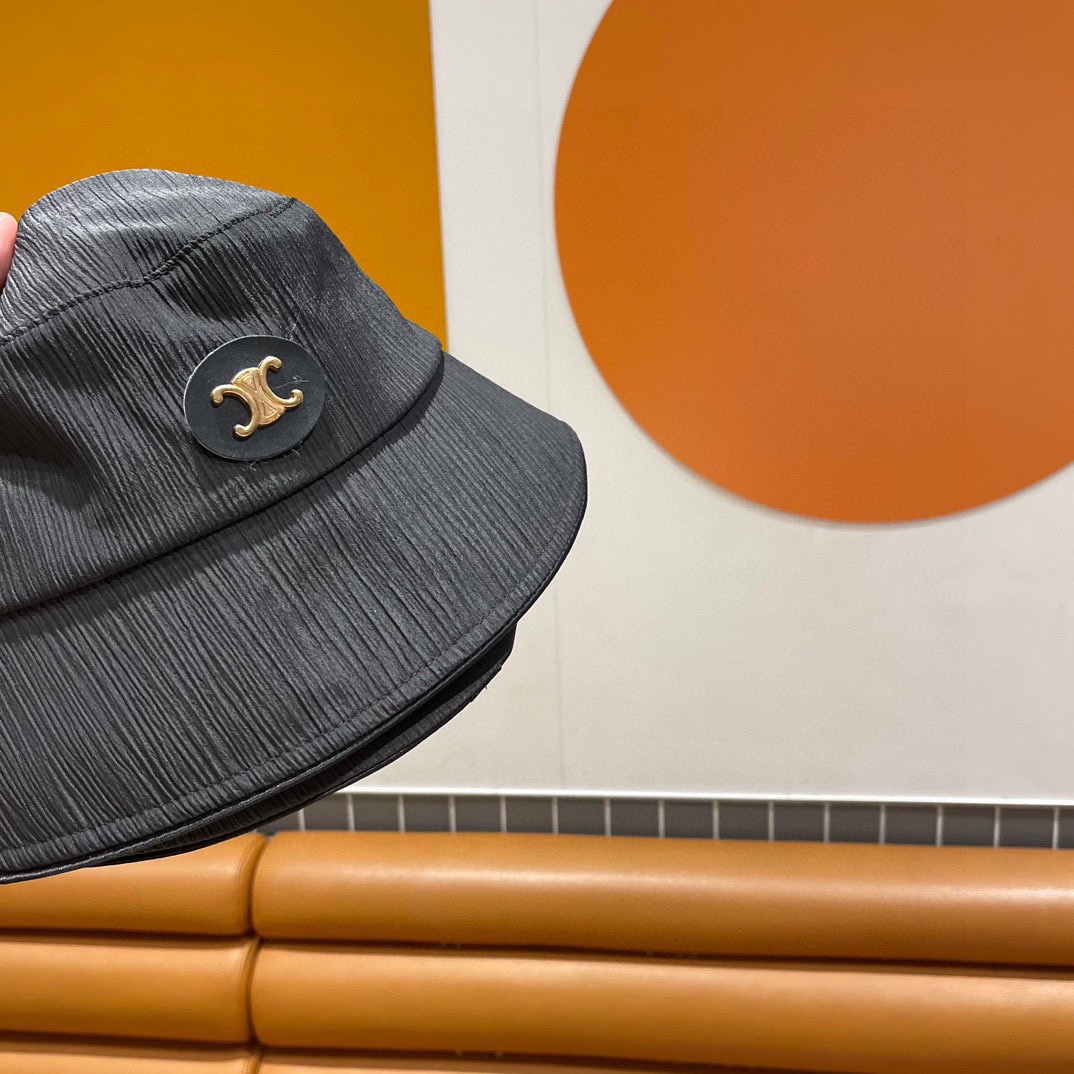  【CELINE赛琳】新款上架简约渔夫帽，日韩风格，随便搭配都超好看！出门旅游，绝对要入手的一款