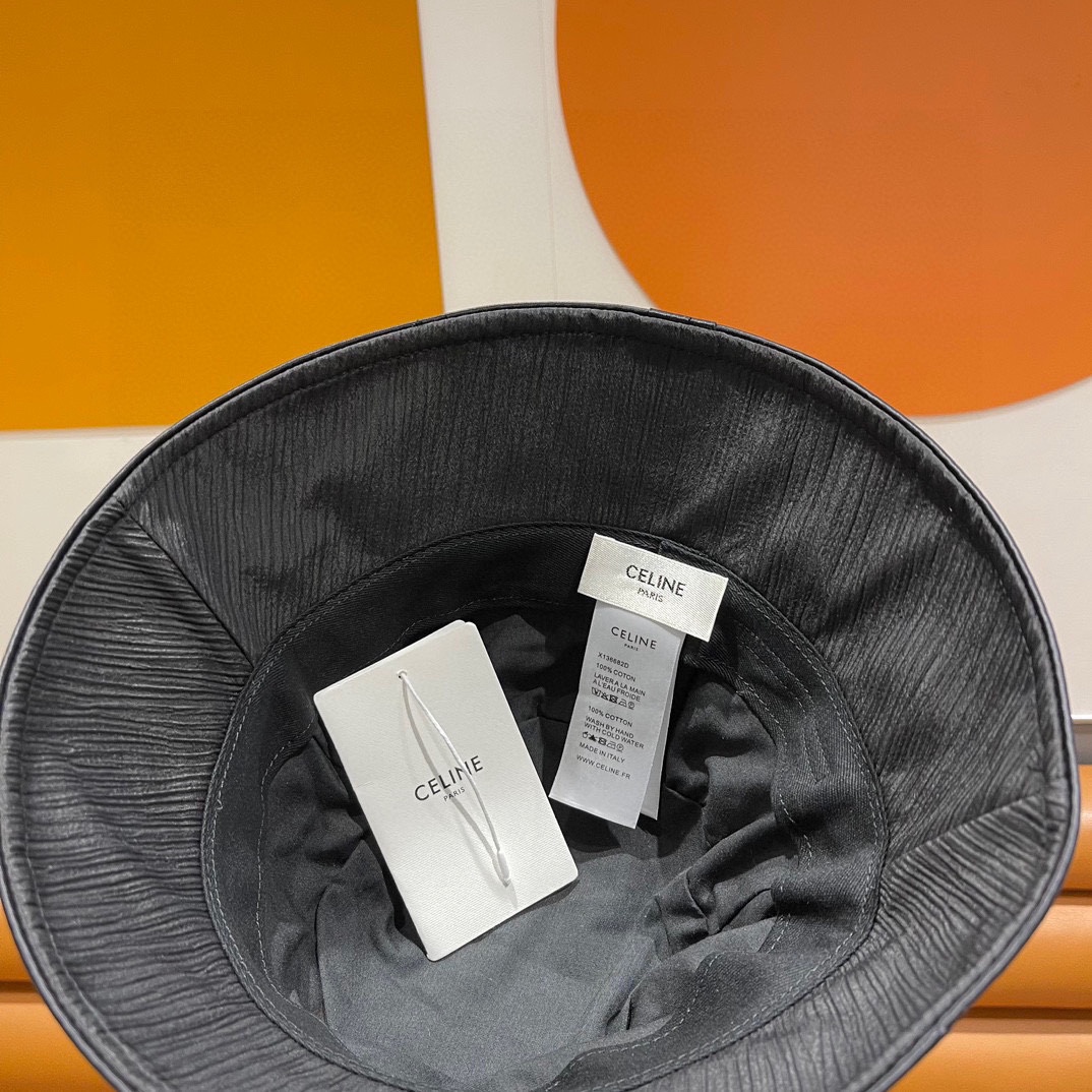  【CELINE赛琳】新款上架简约渔夫帽，日韩风格，随便搭配都超好看！出门旅游，绝对要入手的一款