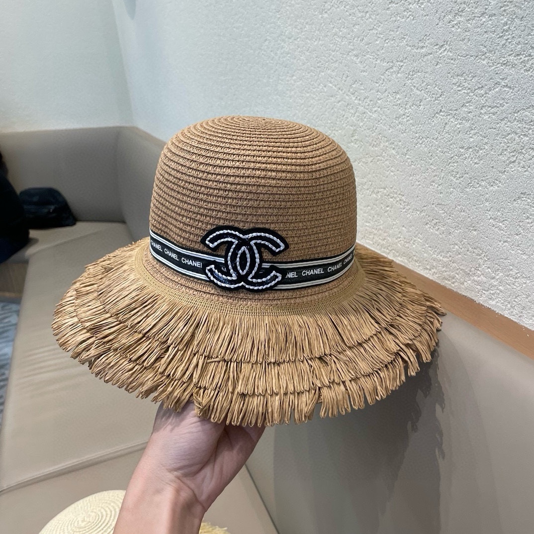 【CHANEL香奈儿】新款大牌小香风流苏盆帽草帽 夏天海边首选～新款材质编织而成～质感满分💯