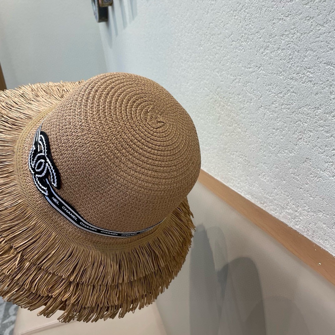 【CHANEL香奈儿】新款大牌小香风流苏盆帽草帽 夏天海边首选～新款材质编织而成～质感满分💯
