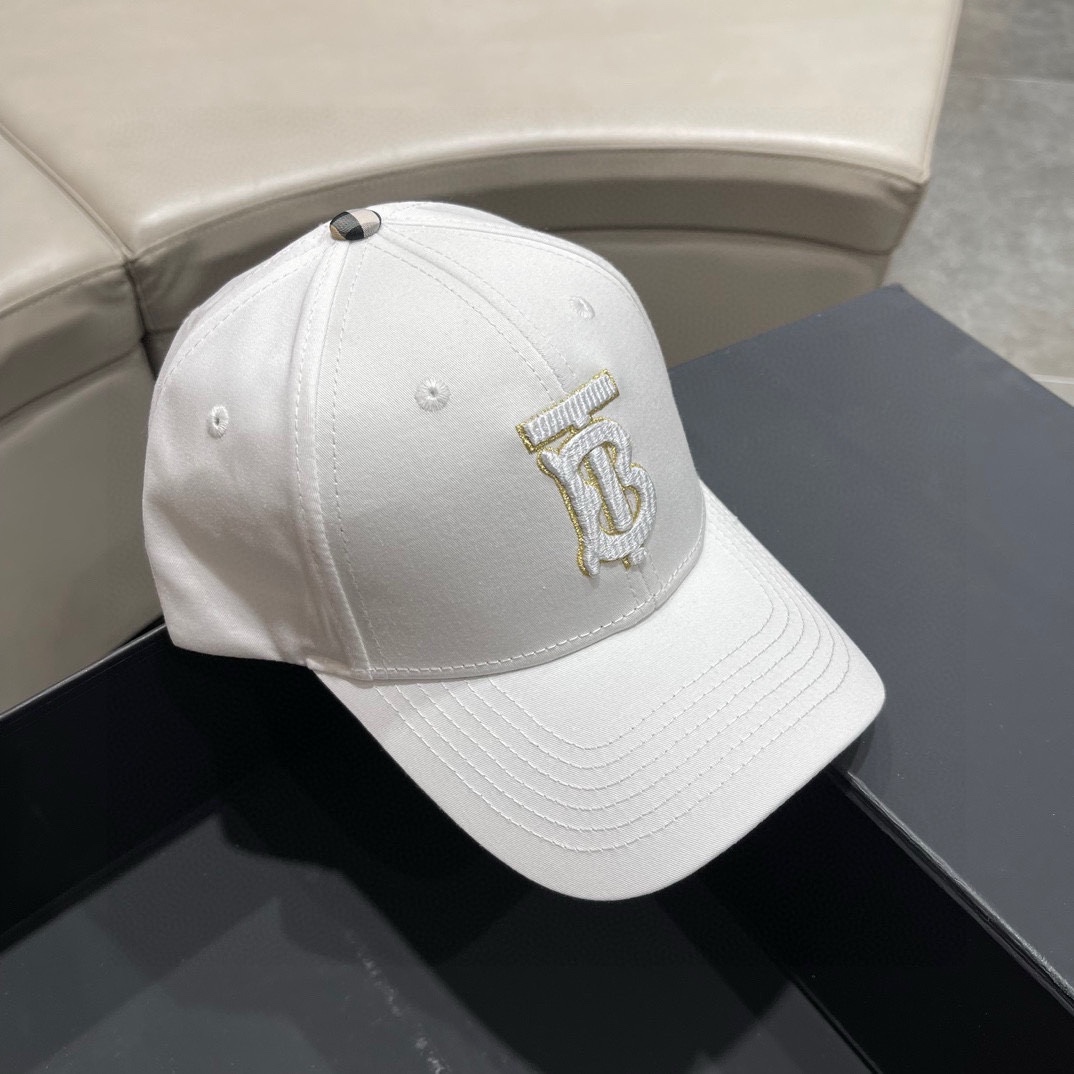 NO:228159,Burberry's new spring and summer three-dimensional embroidery, original single baseball cap, hot-selling pure cotton lining, light and breathable. Perfect style, accurate and accurate for the texture, original quality, exclusive physical shot, suitable for men and women!  Hat straw hat fisherman hat baseball hat, hat, burberry, burberry, espadrilles, hats19860909Burberry（巴宝莉）春夏新款立体绣,原单棒球帽 专柜热卖款纯棉内里,轻盈透气.完美版型,对格精准无误,原厂品质,独家实物拍摄,男女适用！帽子草帽渔夫帽棒球帽,帽子,burberry,burberry,espadrilles,hats,hat