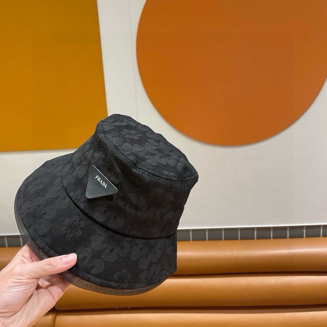    普拉达Prada 早春新款渔夫帽 全新立体，精致无暇！做工细致，独家实物拍摄 男女通用