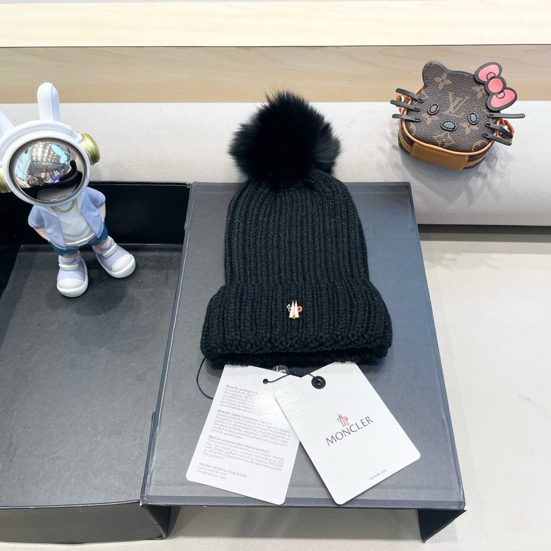 NO:214319,Moncler Di Lieba same black wool ball knitted hat new versatile cold-proof and warm wool hat cold hat fisherman hat baseball hat knit hat, hat, christian louboutin, espadrilles, hats19860909moncler迪丽热巴同款黑色毛球针织帽新款百搭防寒保暖毛线帽子冷帽帽子渔夫帽棒球帽针织帽,帽子,christian louboutin,espadrilles,hats,hat