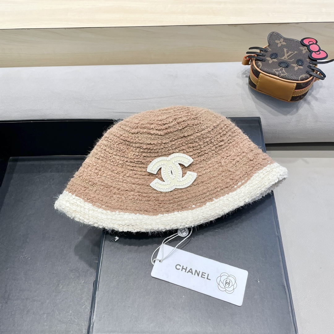NO:214271,Chanel plush fisherman hat for women in autumn and winter warmth fashion bucket hat without makeup color block knitted basin hat showing face small hat fisherman hat baseball hat knitted hat, hat, chanel, chanel, espadrilles, hats19860909Chanel香奈儿毛绒渔夫帽女秋冬保暖时尚水桶帽子素颜拼色针织盆帽显脸小帽子渔夫帽棒球帽针织帽,帽子,chanel,chanel,espadrilles,hats,hat