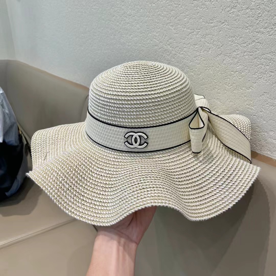 香奈儿Chanel新款荷叶边珍珠款大沿礼帽盆帽草帽，出街必备超好搭配，有调节绳