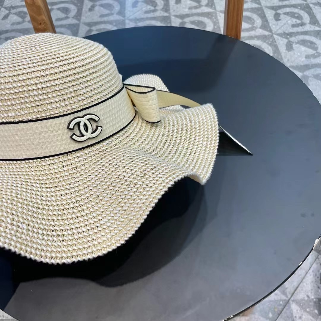 香奈儿Chanel新款荷叶边珍珠款大沿礼帽盆帽草帽，出街必备超好搭配，有调节绳