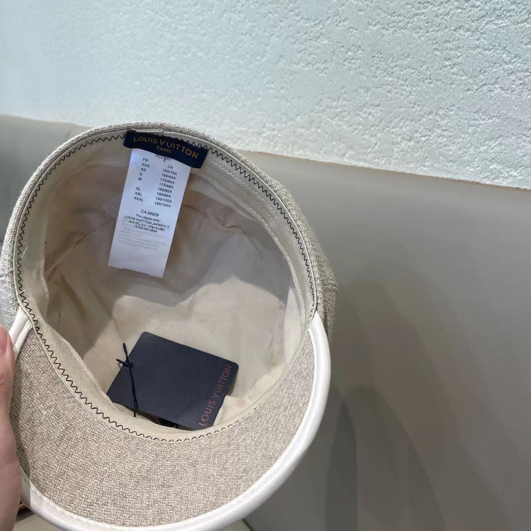 路易威登LouisVuitton秋冬新款八角贝雷帽女复古英伦显脸小画家帽韩版百搭鸭舌画家帽子