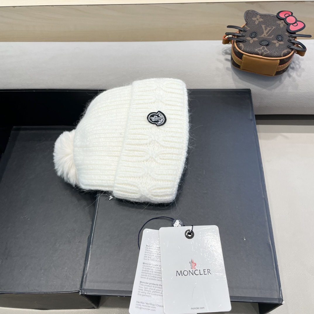 【MONCLER蒙口】早秋简约针织毛线帽，毛绒材质，非常百搭