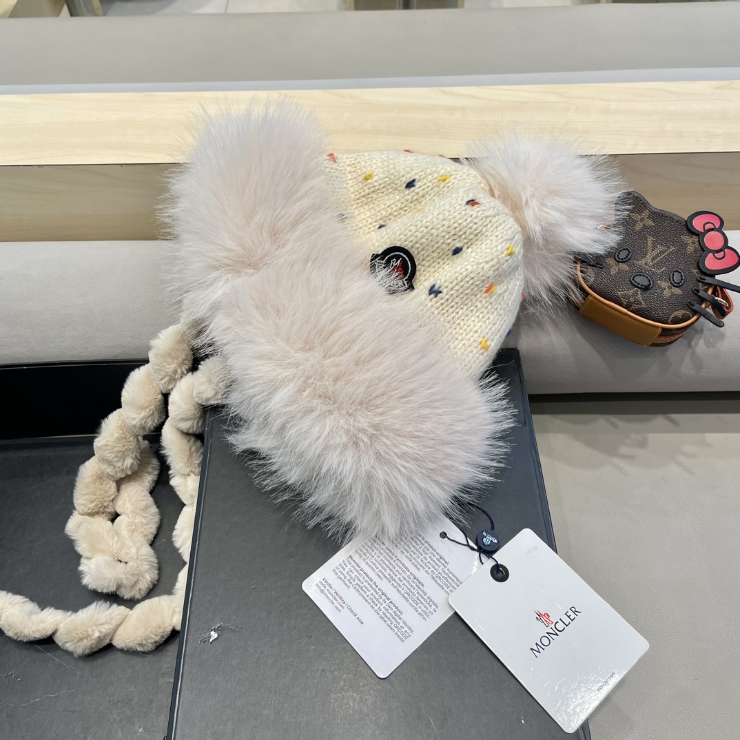 【MONCLER蒙口】仿兔毛彩色针织帽子女冬加厚加绒保暖雷锋帽骑车防寒毛线帽潮