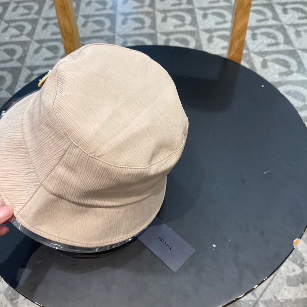 【PRADA普拉达】最新遮阳渔夫帽，日常款超好搭