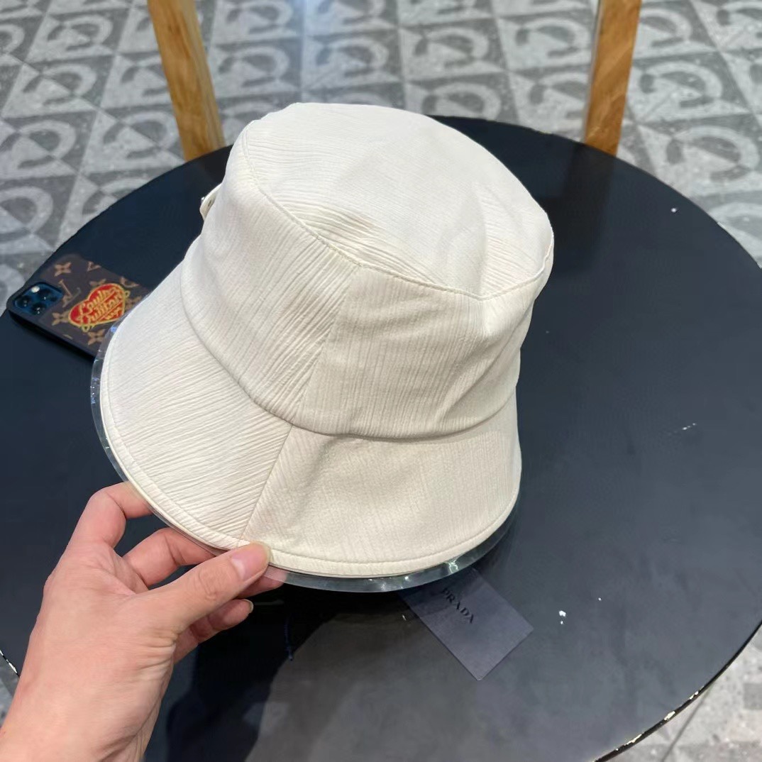 【PRADA普拉达】2.最新遮阳渔夫帽，日常款超好搭配