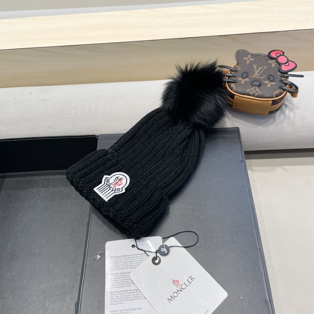  moncler蒙口欧美风格秋冬新款保暖羊毛帽儿童男女款通用版毛线帽冷帽帽子