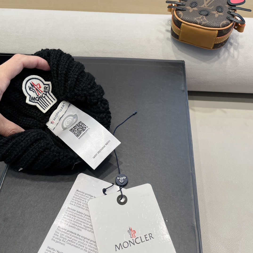  moncler蒙口欧美风格秋冬新款保暖羊毛帽儿童男女款通用版毛线帽冷帽帽子