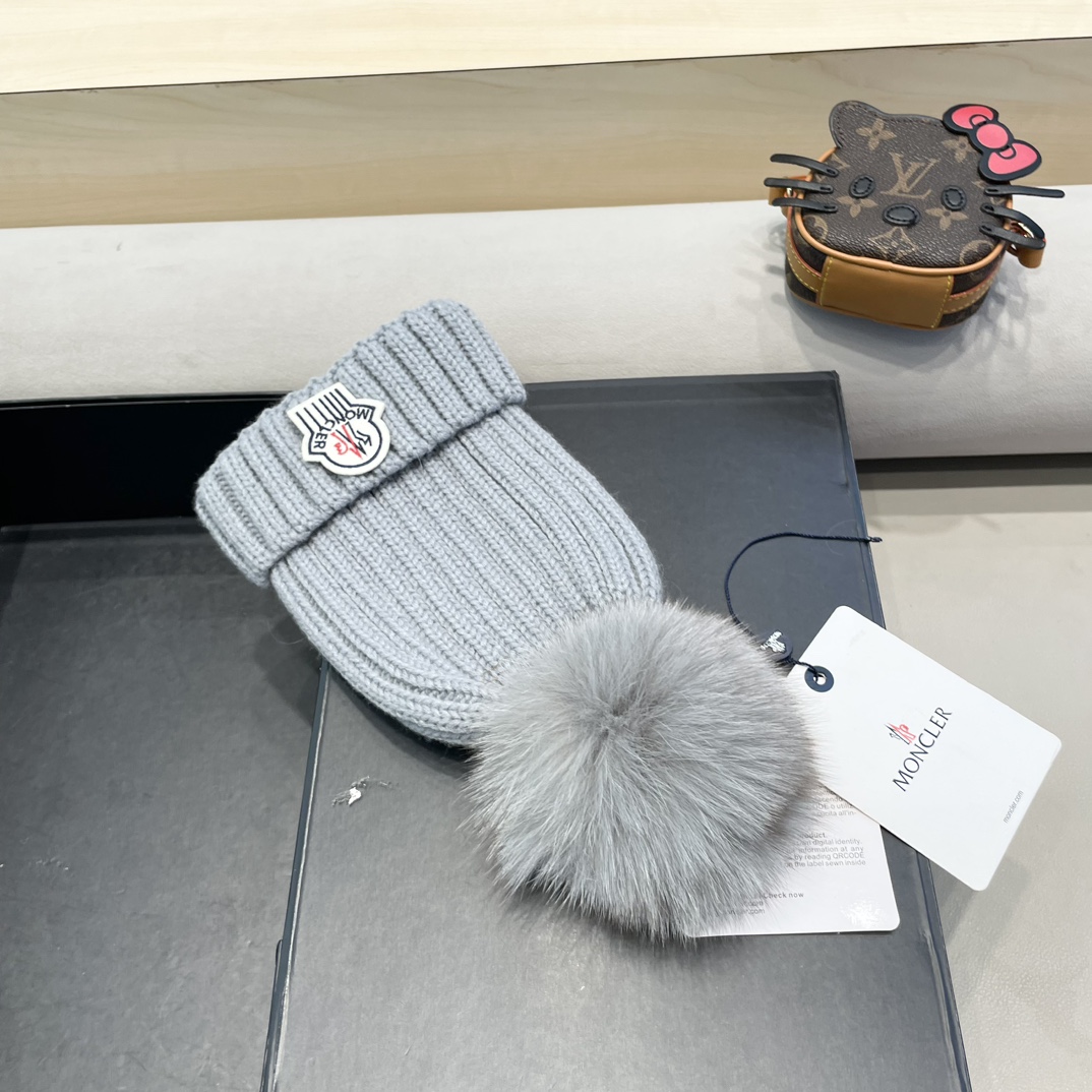  moncler蒙口欧美风格秋冬新款保暖羊毛帽儿童男女款通用版毛线帽冷帽帽子