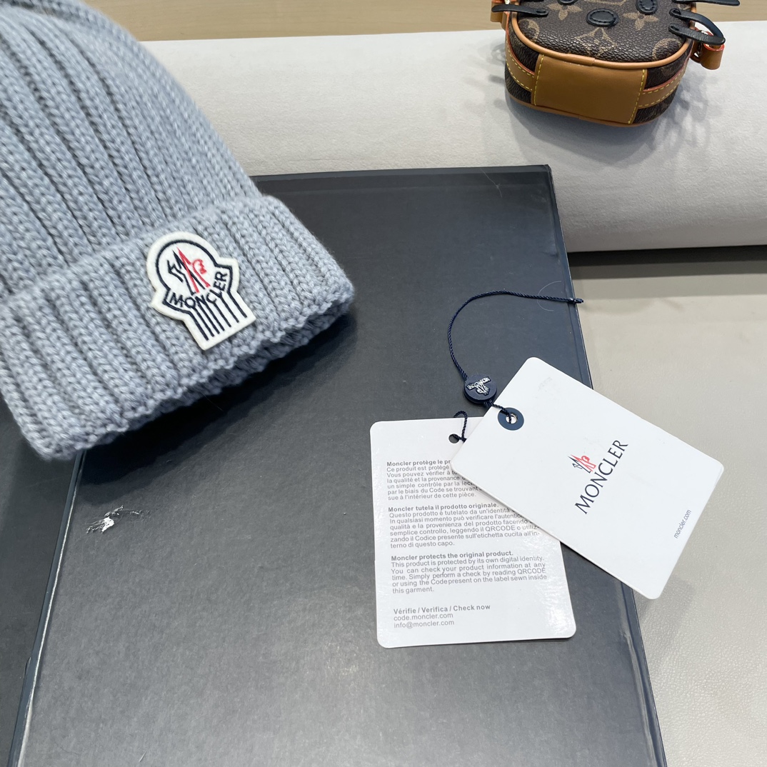  moncler蒙口欧美风格秋冬新款保暖羊毛帽儿童男女款通用版毛线帽冷帽帽子