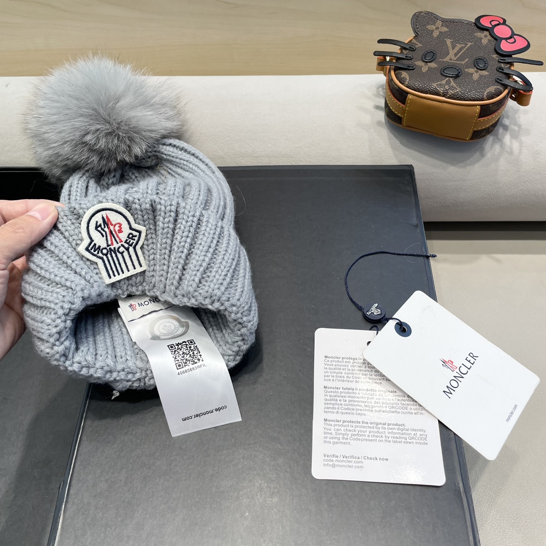  moncler蒙口欧美风格秋冬新款保暖羊毛帽儿童男女款通用版毛线帽冷帽帽子