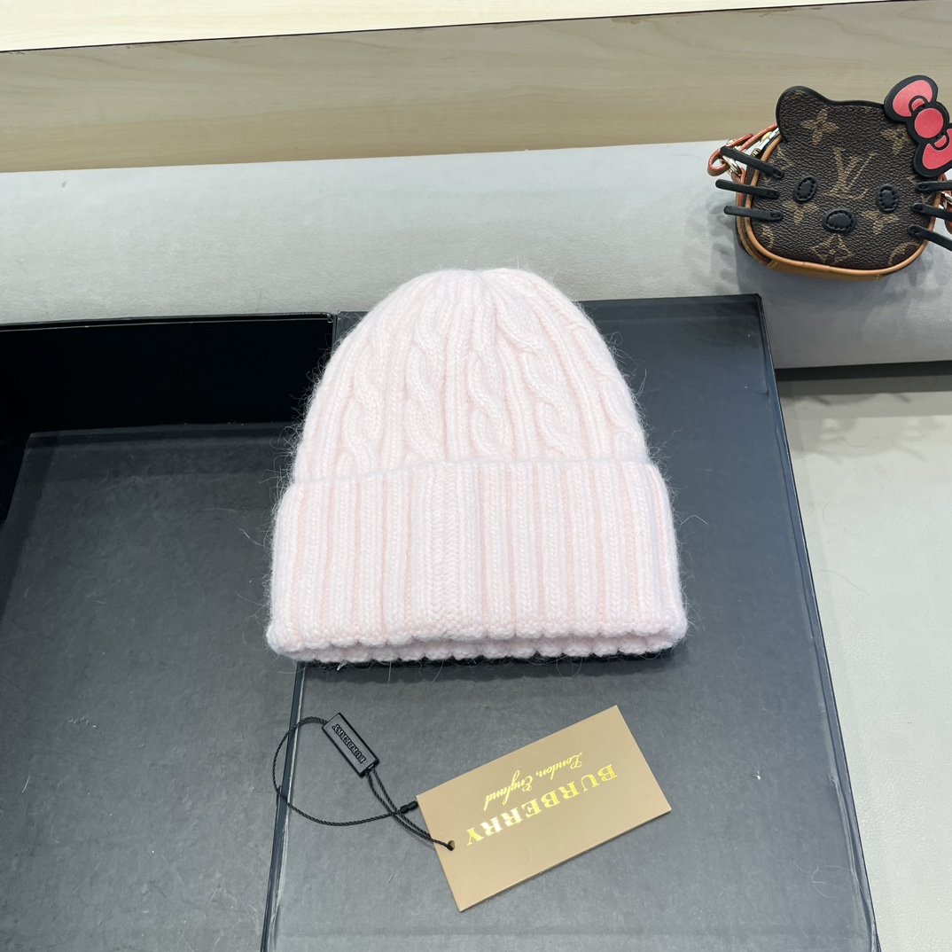 巴宝莉Burberry2024新款针织麻花毛线帽女秋冬季护耳防寒保暖帽子字母贴布冷帽潮