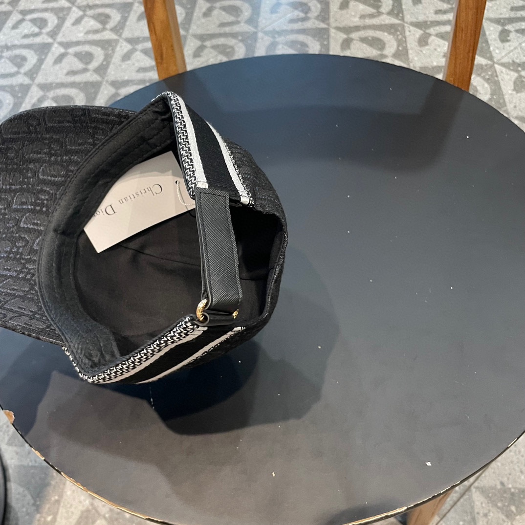 迪奥Dior🔻新款原单织带棒球帽，独家实物拍摄 男女通用、可调节