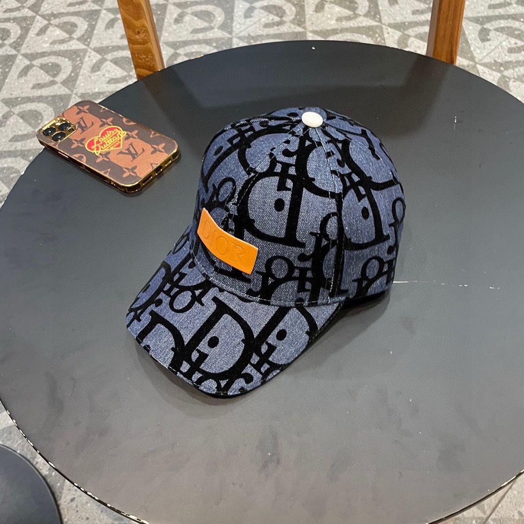 NO:221192,[DIOR] New embroidered baseball caps are shipped, big brands are super easy to match, so buy them now!  Hat fisherman hat baseball hat knit hat, hat, dior, dior, espadrilles, hats19860909【DIOR迪奥】新款走量刺绣棒球帽新款出货,大牌款超好搭配,赶紧入手！帽子渔夫帽棒球帽针织帽,帽子,dior,dior,espadrilles,hats,hat