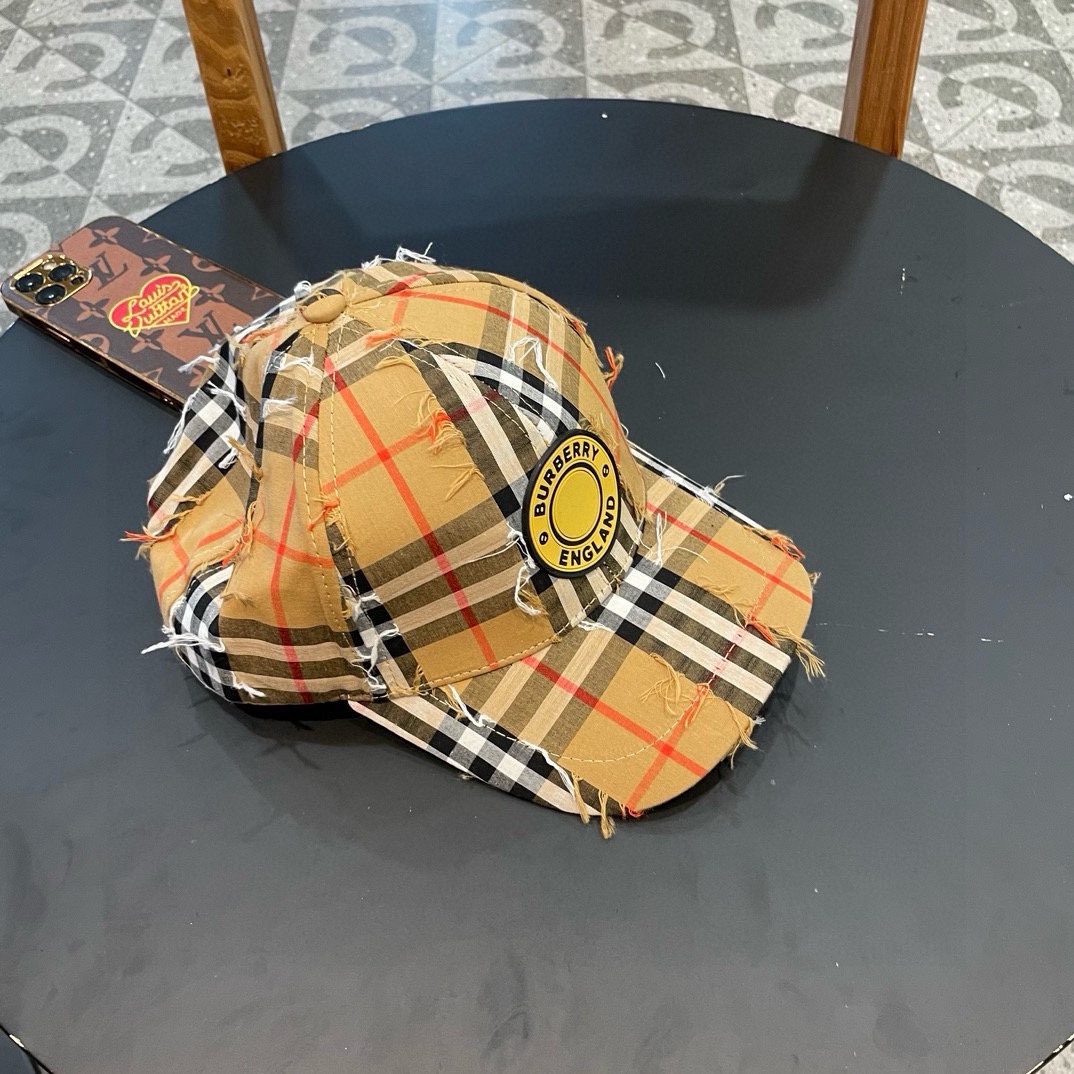    🧢Burberry（巴宝莉新款原单刺绣字母棒球帽  专柜热卖款纯棉内里，完美版型，原厂品质，独家实