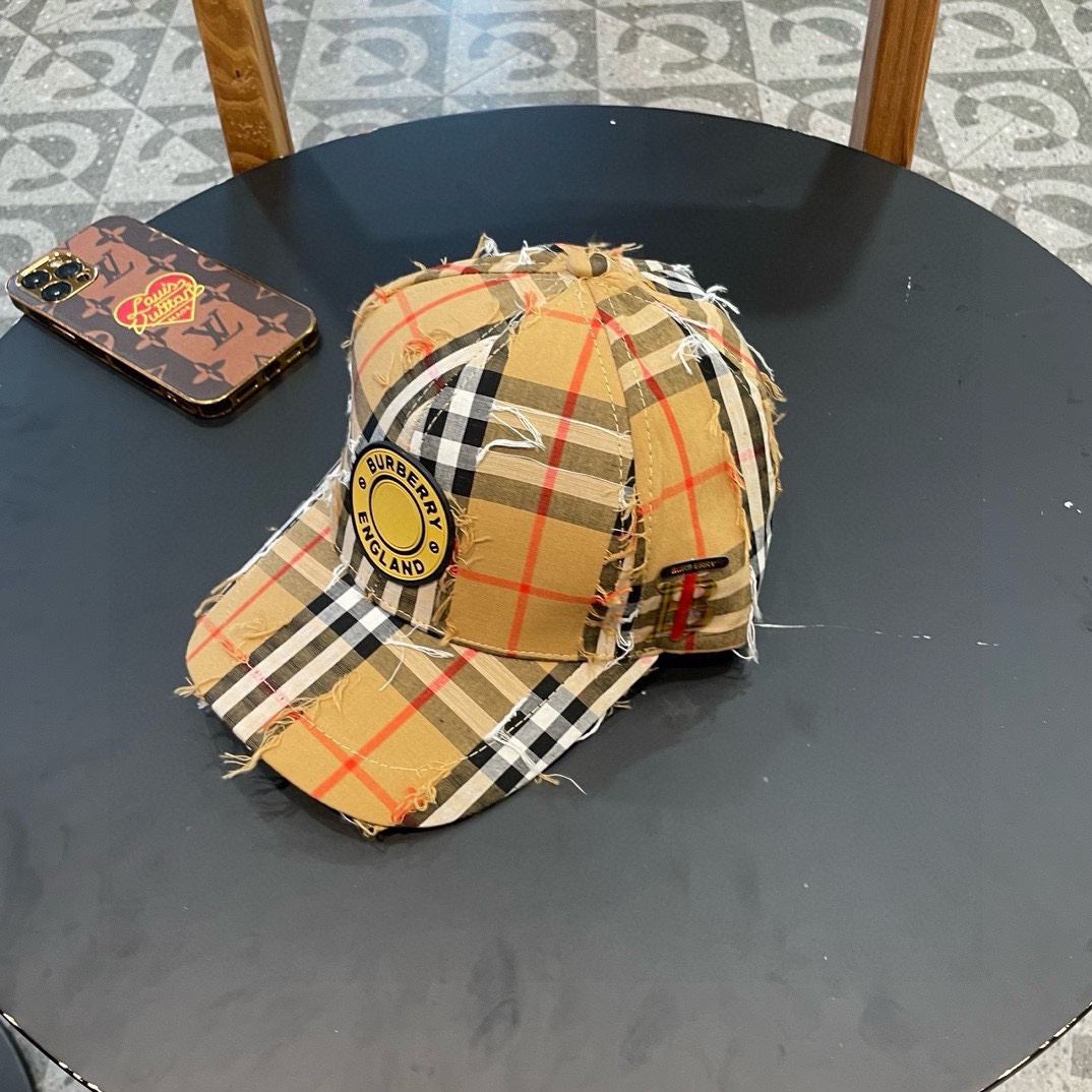   🧢Burberry（巴宝莉新款原单刺绣字母棒球帽  专柜热卖款纯棉内里，完美版型，原厂品质，独家实