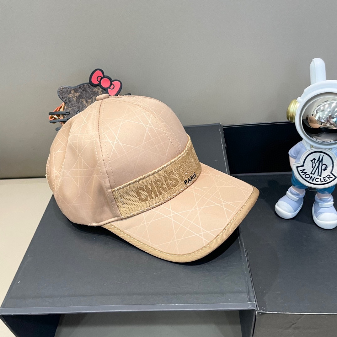  【DIOR迪奥】新款走量简约棒球帽🧢，新款出货，大牌款超好搭配，赶紧入手！