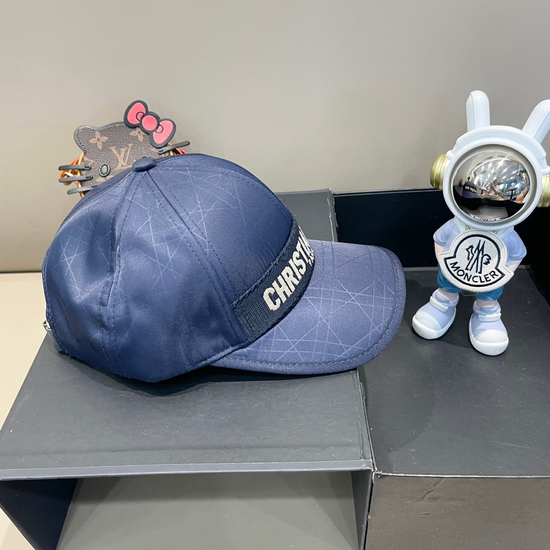  【DIOR迪奥】新款走量简约棒球帽🧢，新款出货，大牌款超好搭配，赶紧入手！