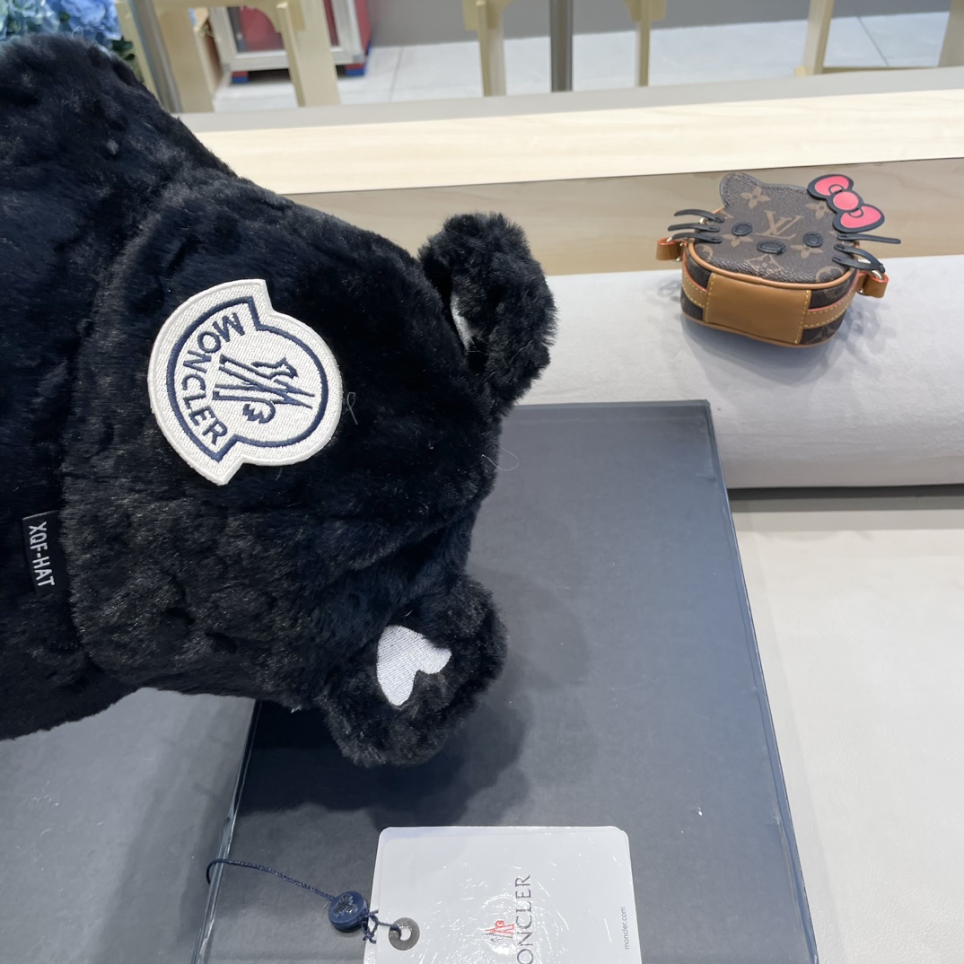 moncler爱心毛绒渔夫帽女秋冬保暖百搭耳朵盆帽加绒加厚百搭仿小兔毛韩版