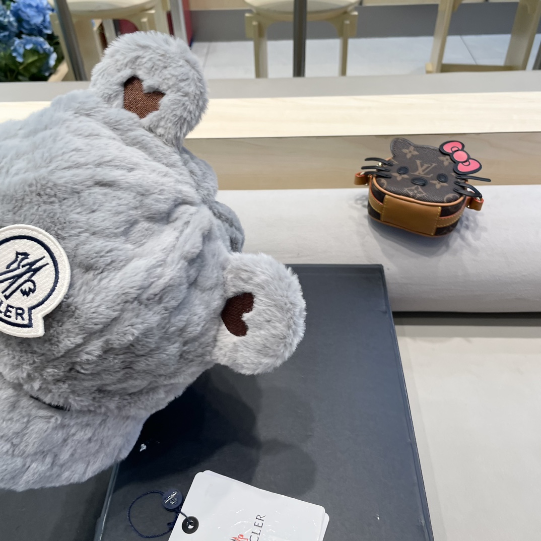 moncler爱心毛绒渔夫帽女秋冬保暖百搭耳朵盆帽加绒加厚百搭仿小兔毛韩版