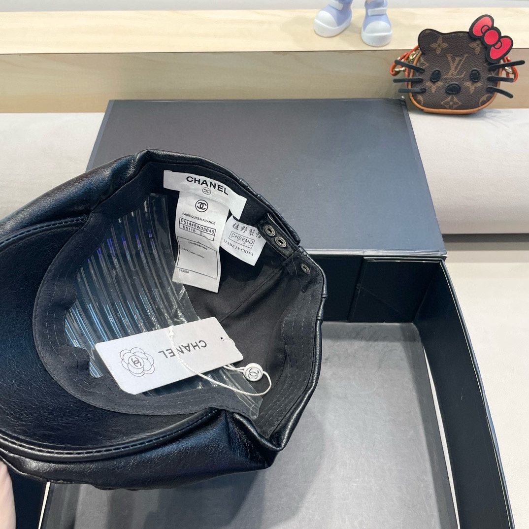  Chanel小香风Pu皮前进帽女秋季2025新款英伦报童帽复古百搭贝雷帽显脸小