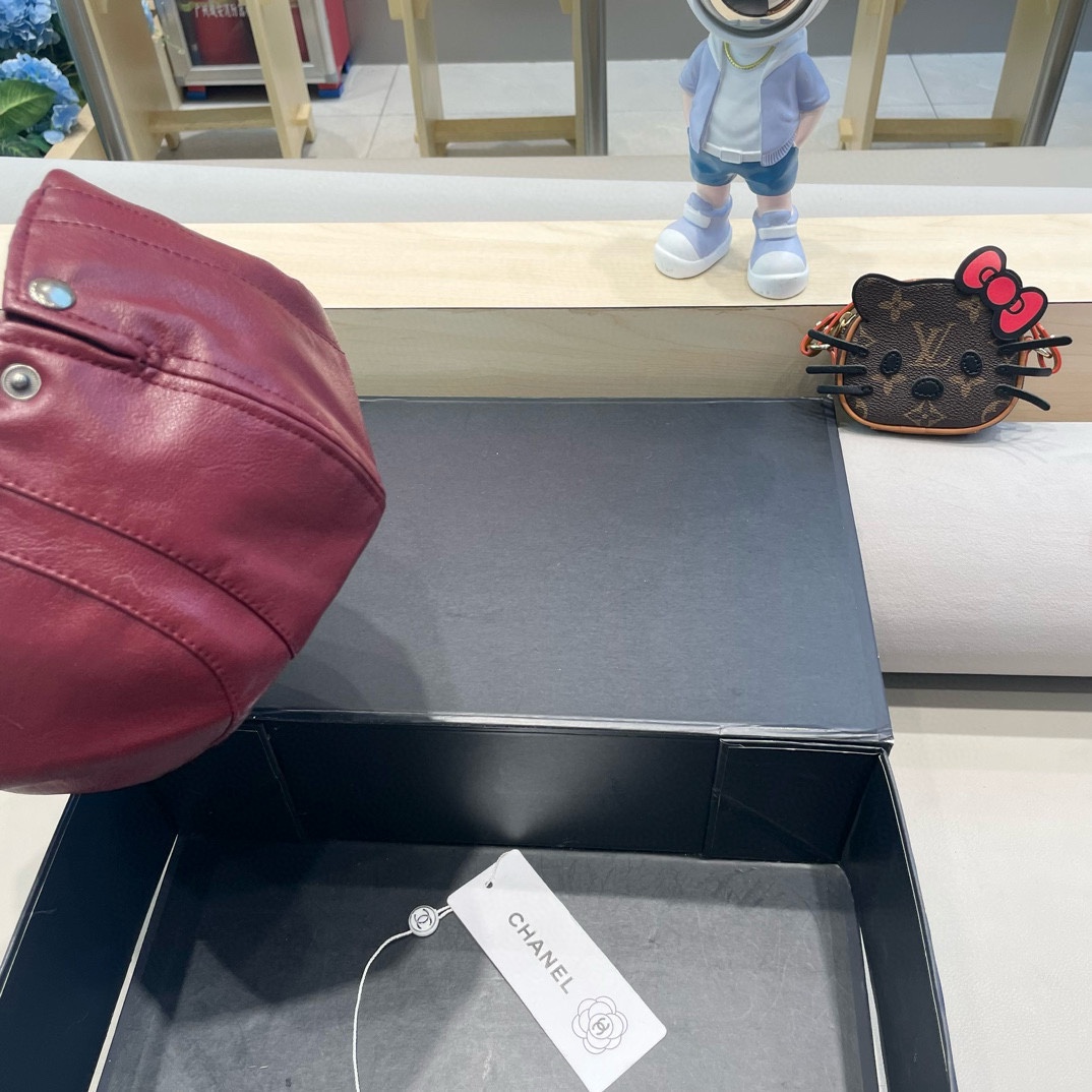  Chanel小香风Pu皮前进帽女秋季2025新款英伦报童帽复古百搭贝雷帽显脸小