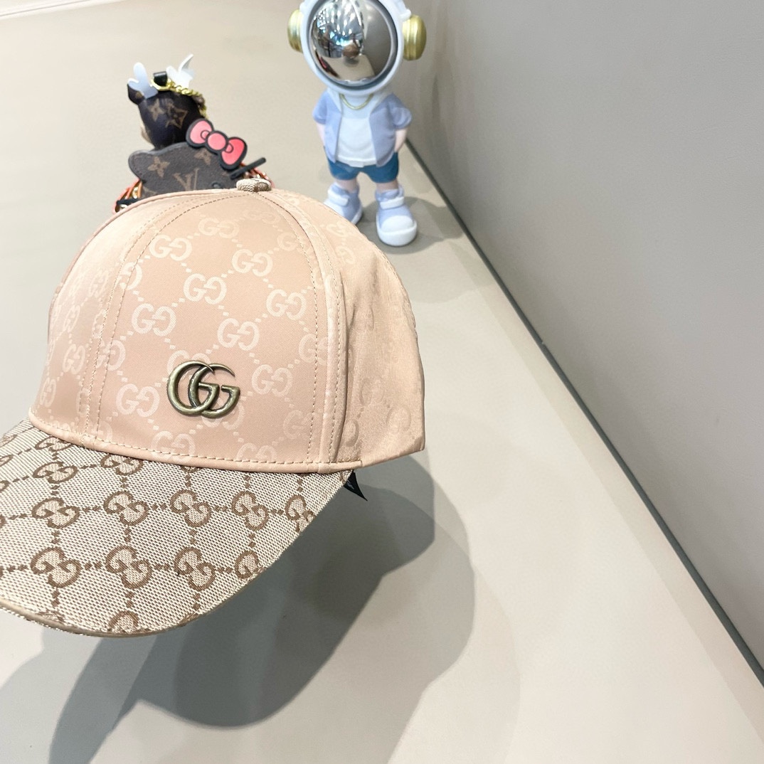  GUCCI古奇棒球帽👒 工艺非常精美 高档大气上档次！低调奢华，方便携带！