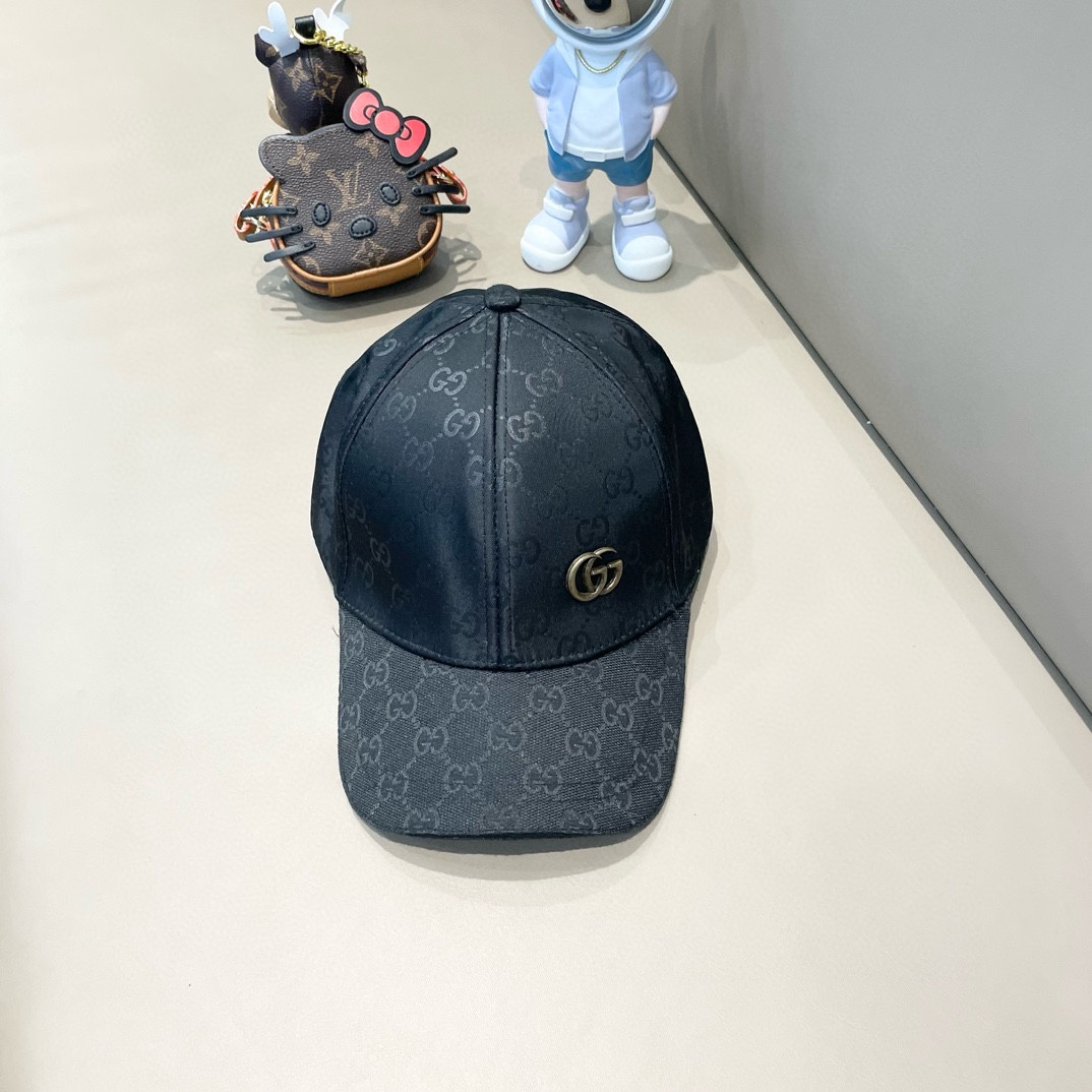 NO:221051,GUCCI Gucci Baseball Cap has exquisite craftsmanship, high-end, atmospheric and high-end!  Low-key luxury, easy to carry!  Hat fisherman hat baseball hat knit hat, hat, gucci, espadrilles, hats19860909GUCCI古奇棒球帽 工艺非常精美 高档大气上档次！低调奢华,方便携带！帽子渔夫帽棒球帽针织帽,帽子,gucci,espadrilles,hats,hat