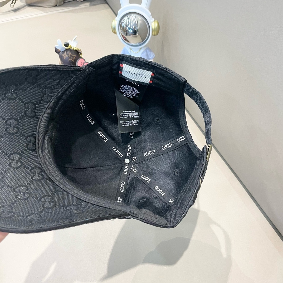  GUCCI古奇棒球帽👒 工艺非常精美 高档大气上档次！低调奢华，方便携带！