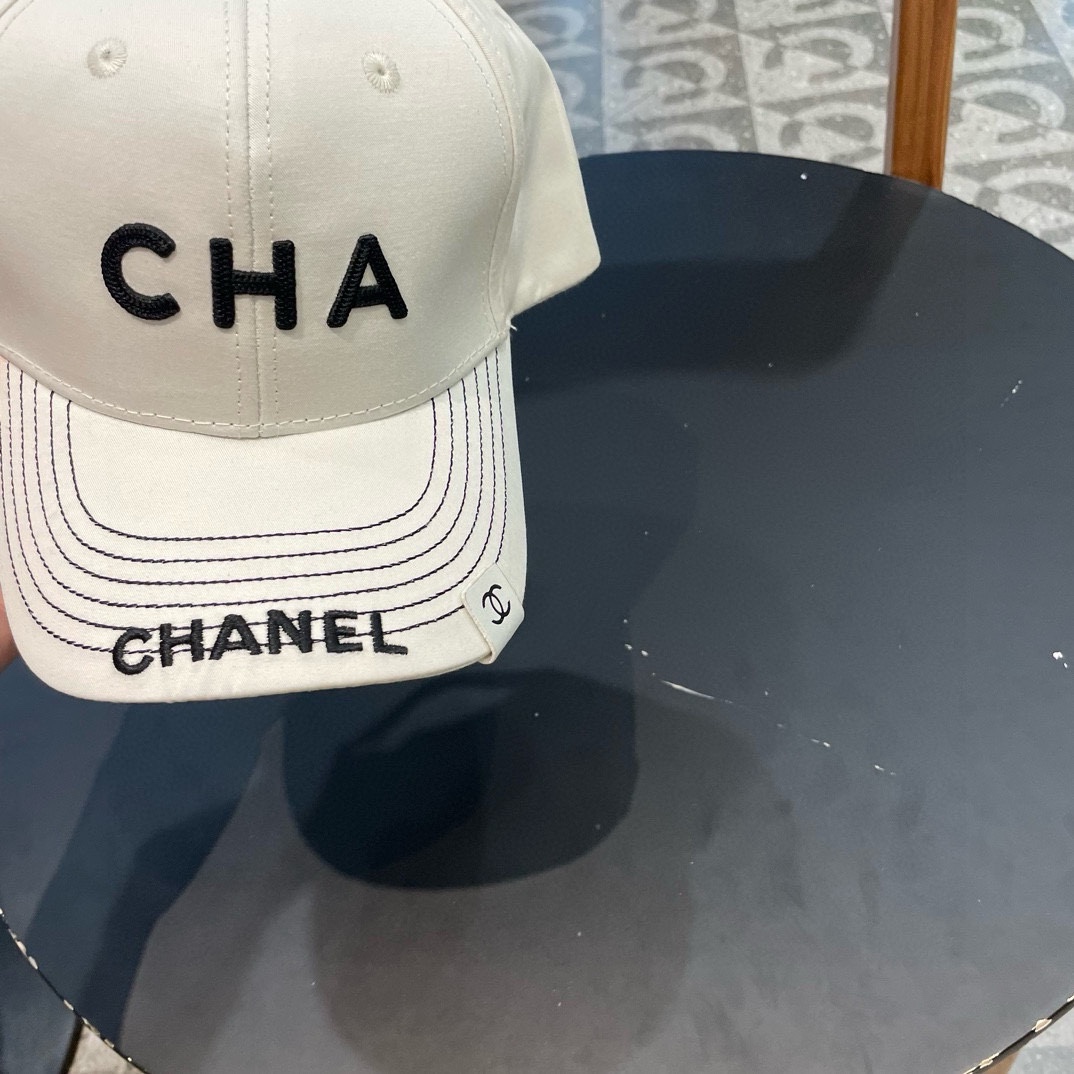  【CHANEL香奈儿】2025早春新款简约棒球帽，男女通用