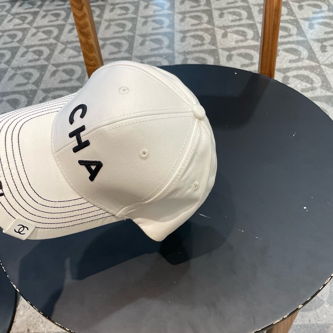  【CHANEL香奈儿】2025早春新款简约棒球帽，男女通用