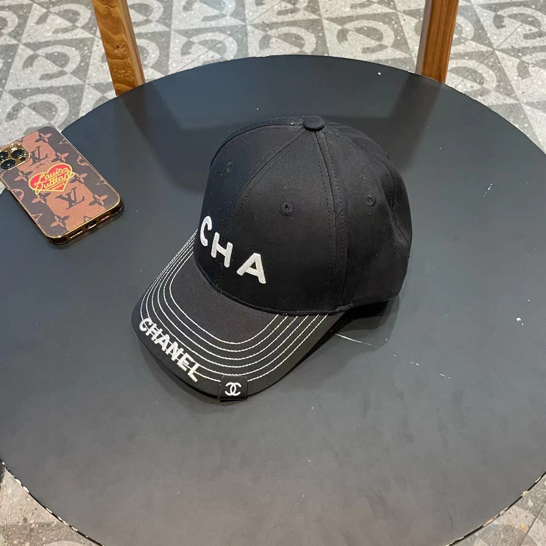  【CHANEL香奈儿】2025早春新款简约棒球帽，男女通用