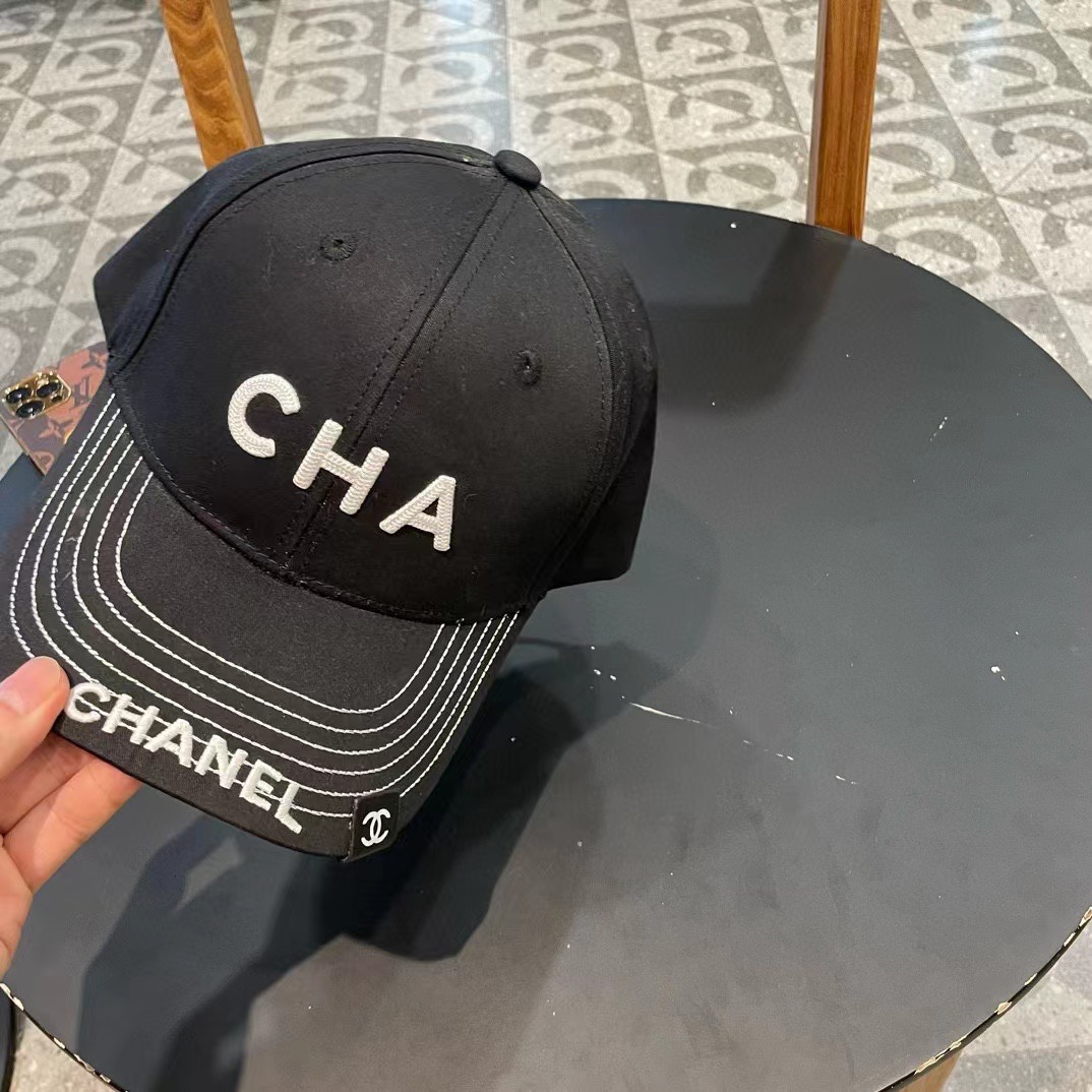  【CHANEL香奈儿】2025早春新款简约棒球帽，男女通用