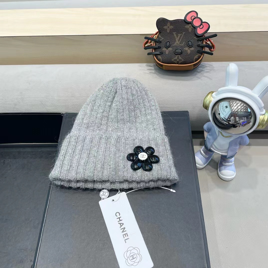 NO:214437,Chanel Korea Dongdaemun Purchase Autumn and Winter Ins Trendy Rabbit Fur Warm Curled Knitted Hat Casual Letters Wool Hat Fisherman Hat Baseball Hat Knitted Hats, Hats, Chanel, espadrilles, Hats19860909Chanel 韩国东大门代购秋冬ins潮兔毛保暖卷边针织帽休闲字母毛线帽帽子渔夫帽棒球帽针织帽,帽子,chanel,espadrilles,hats,hat