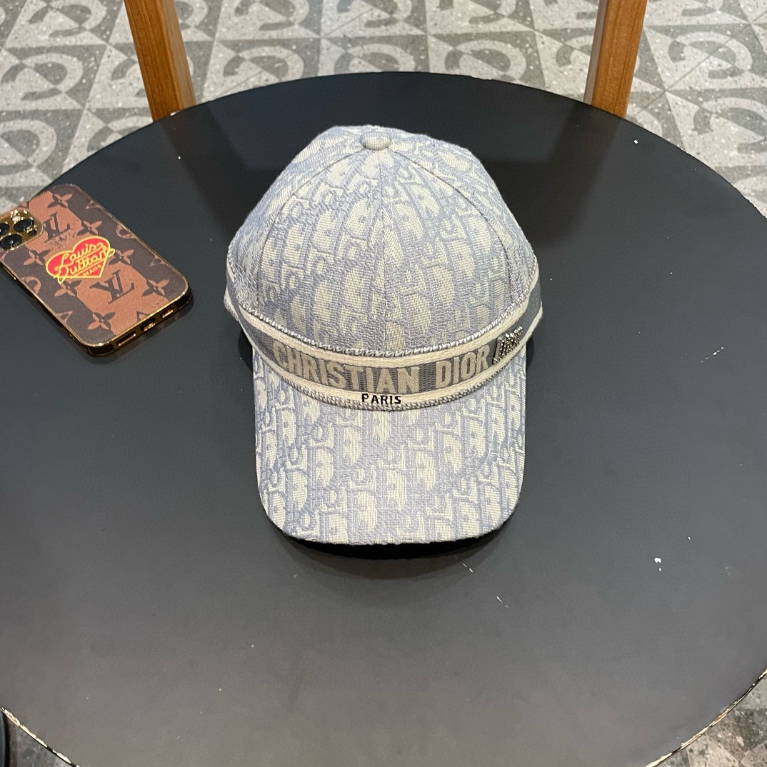 NO:221071,Dior's new original single baseball cap, Dior embroidery, same style as internet celebrity celebrities, 1:1 mold customization, pure cotton fabric   top layer of cowhide, pure cotton inner lining, light and breathable!  Excellent quality, base head circumference 56, patch adjustable. Hats Fisherman's hat Baseball hat Knitted hat, hat, dior, dior, espadrilles, cowhide, hats19860909Dior(迪奥)新款原单棒球帽, Dior刺绣,网红明星同款,1:1开模订制,纯棉布料 头层牛皮,纯棉内里,轻盈透气！质量超赞,基础头围56,贴片可调节.帽子渔夫帽棒球帽针织帽,帽子,dior,dior,espadrilles,cowhide,hats,hat