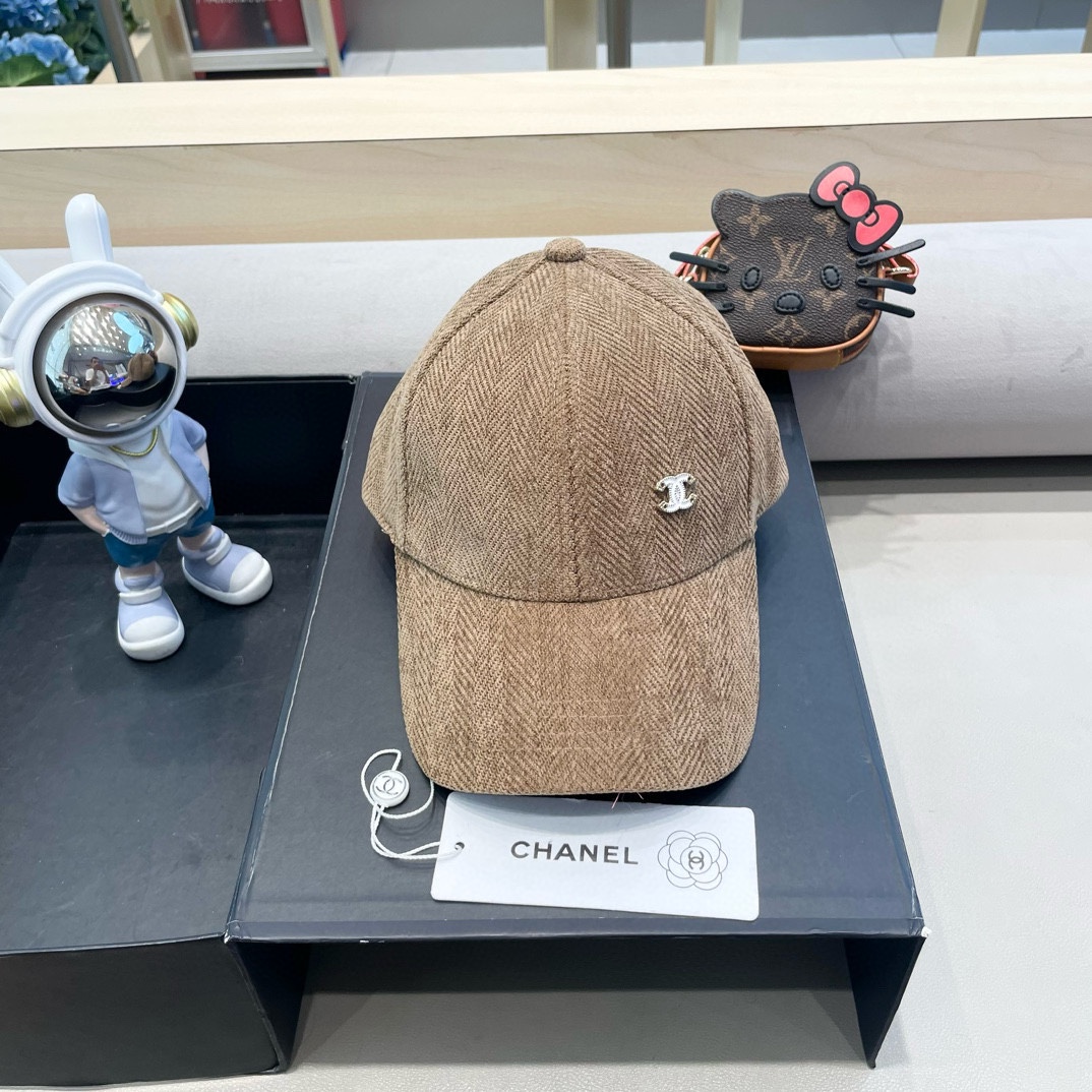 NO:214399,CHANEL Chanel] New simple embroidered logo baseball cap, new style shipped, big brand models are super easy to match, buy them now!  Hat fisherman hat baseball hat knit hat, hat, chanel, chanel, espadrilles, hats19860909CHANEL香奈儿】新款简约刺绣logo棒球帽,新款出货,大牌款超好搭配,赶紧入手！帽子渔夫帽棒球帽针织帽,帽子,chanel,chanel,espadrilles,hats,hat