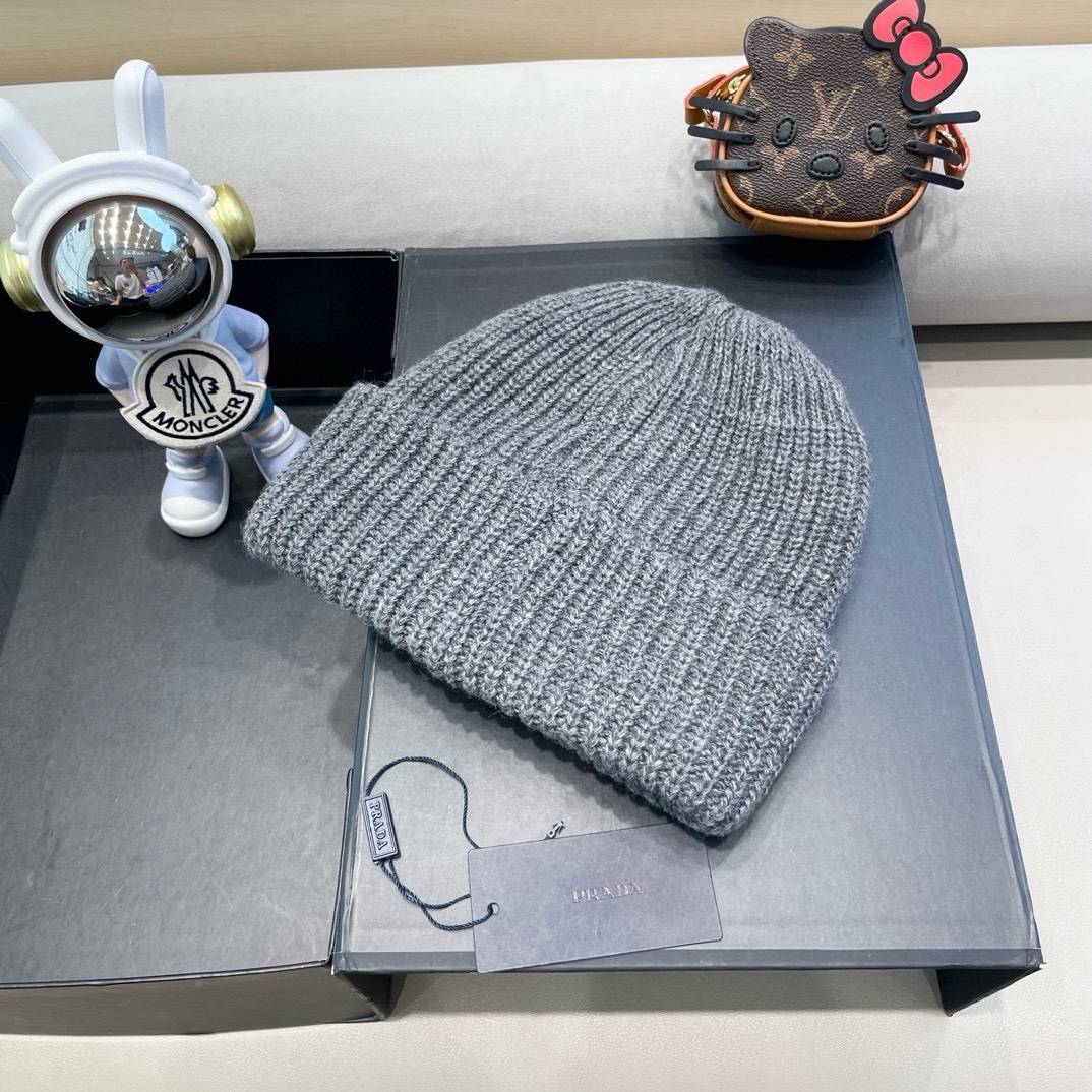 。Prada普拉达日系甜美针织渔夫帽女秋冬保暖韩系博主同款毛线帽显脸小