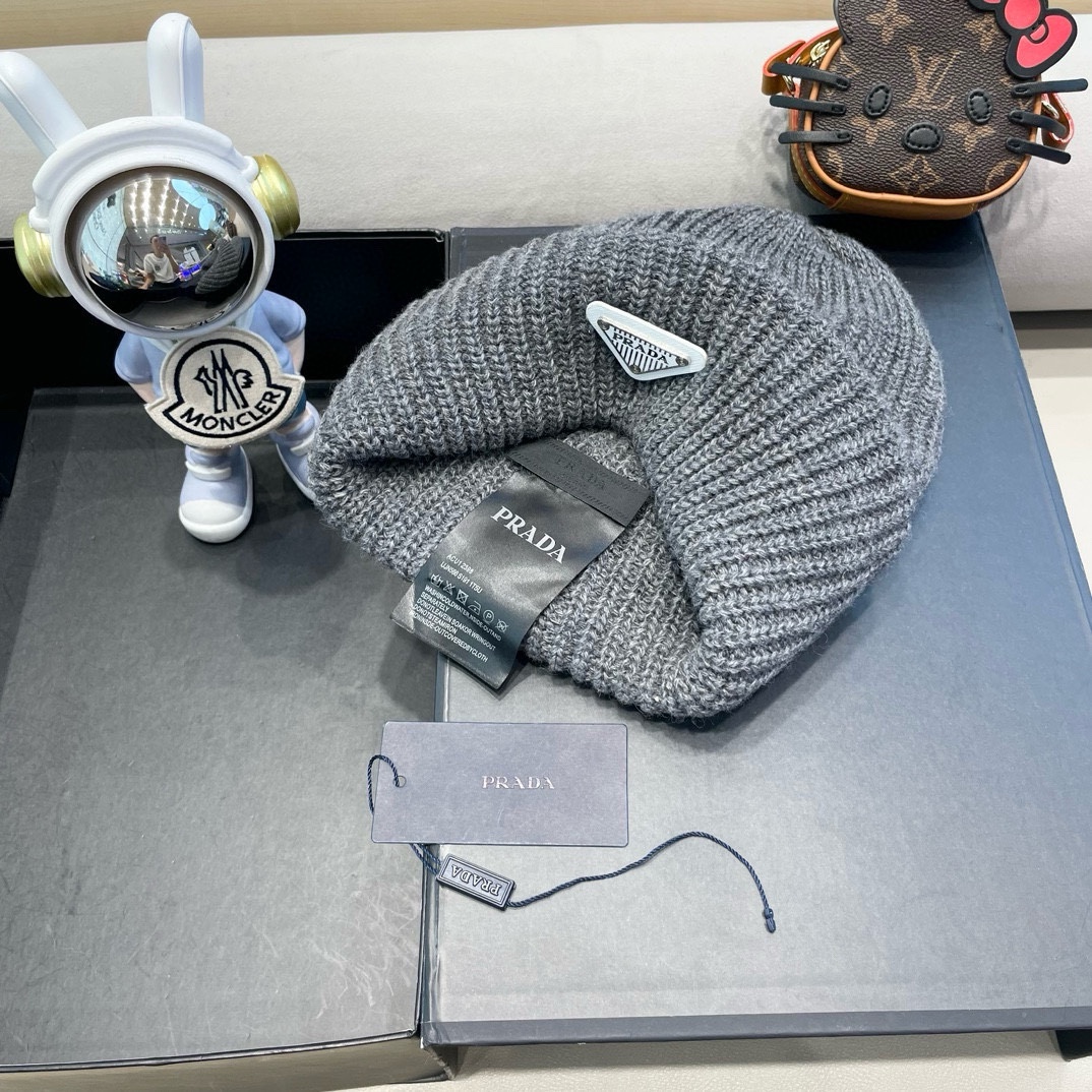 。Prada普拉达日系甜美针织渔夫帽女秋冬保暖韩系博主同款毛线帽显脸小