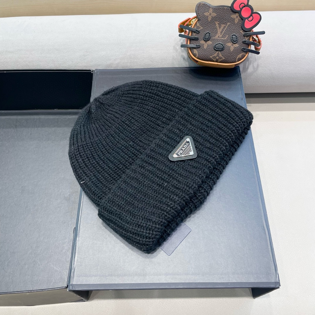 。Prada普拉达日系甜美针织渔夫帽女秋冬保暖韩系博主同款毛线帽显脸小