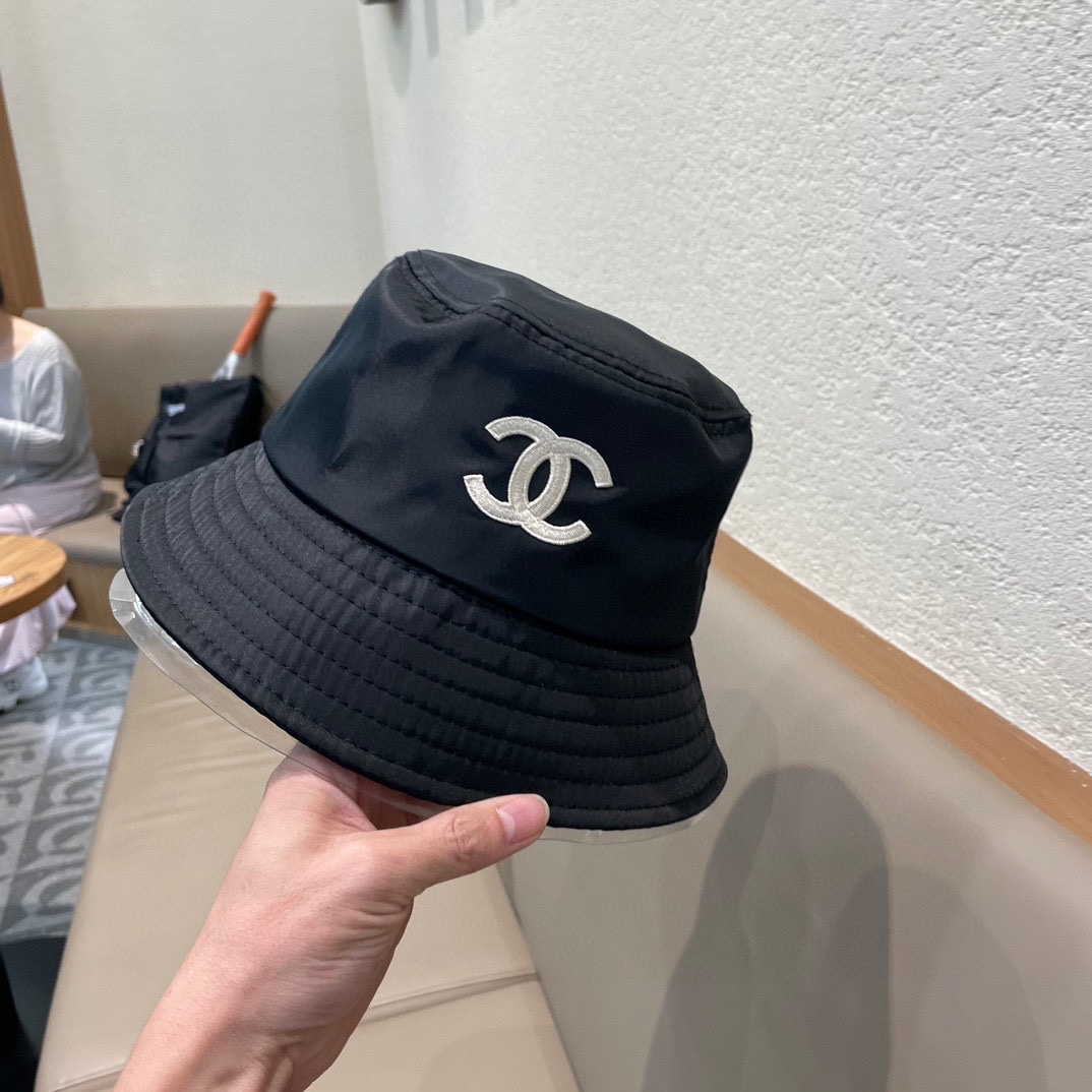 渔夫帽棒球帽【CHANEL香奈儿】新款简约刺绣logo棒球帽，新款出货，大牌款超好搭配，赶紧入手！