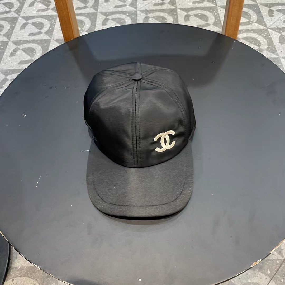 渔夫帽棒球帽【CHANEL香奈儿】新款简约刺绣logo棒球帽，新款出货，大牌款超好搭配，赶紧入手！