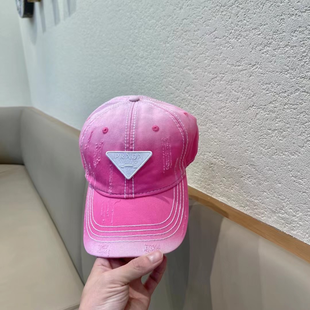  Prada普拉达 早春新款大牌款棒球帽，经典款男女通用
