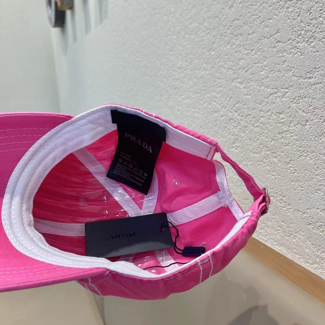  Prada普拉达 早春新款大牌款棒球帽，经典款男女通用